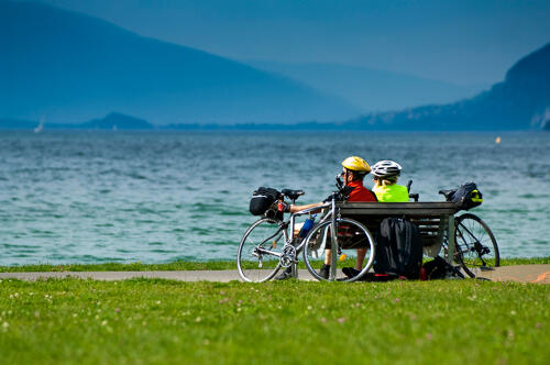 Pause vélo sur les rives du lac du Bourget (73) 