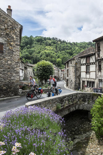 Cyclotourisme en Auvergne : de Clermont-Ferrand à Aurillac 