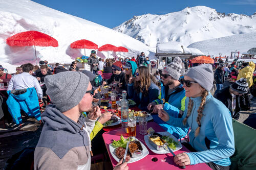 Déjeuner en restaurant d'altitude à Val d'Isère - Tarentaise (73) 