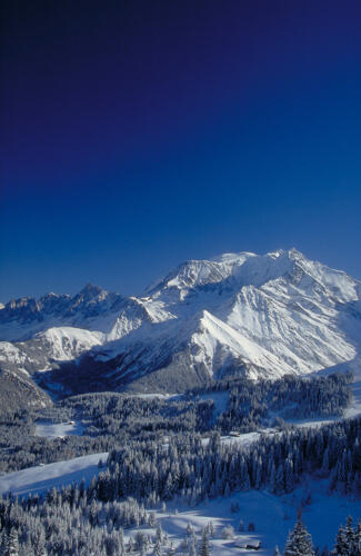 Sommets enneigés autour de Megève - massif du Mont Blanc (74) 
