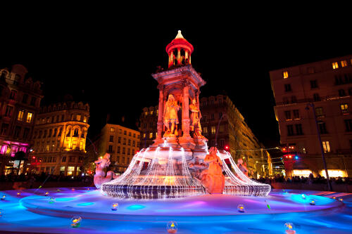 Lyon - Fête des lumières, fontaine de la place des Jacobins 