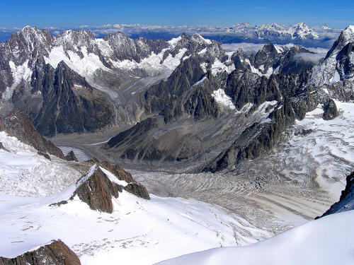Panorama sur le Massif du Mont Blanc (74) 