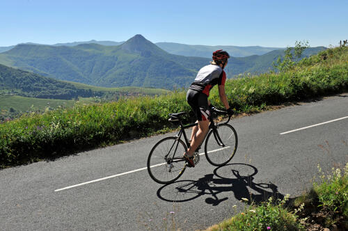 Cyclisme sur le Puy Mary - Monts du Cantal (15) 