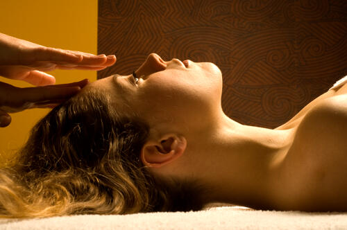 Massage - Royatonic, centre de bien-être et de relaxation à Royat (63) 