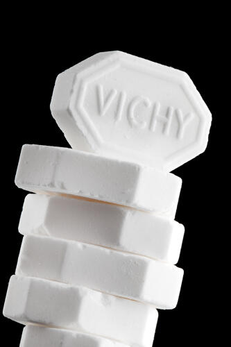 La pastille de Vichy (03) 