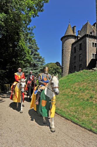 Animation médiévale au Château de Pesteils, Polminhac (15) 