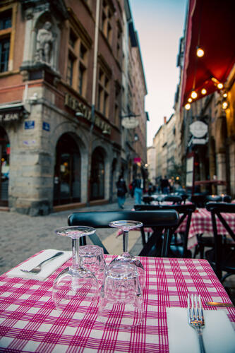 Vieux Lyon - Terrasse de restaurant 