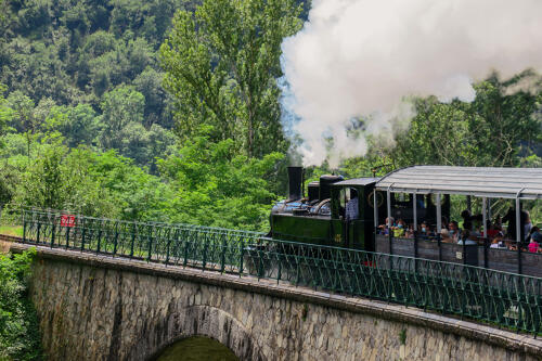 Le Train de l'Ardèche (le Mastrou), train à vapeur historique, entre Tournon et Lamastre 